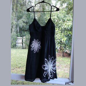 Black vintage sundress with white embroidered flowers, size S, unbranded